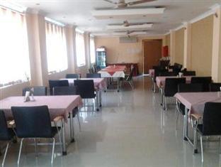 Bari International Hotel Bhubaneswar Exterior photo